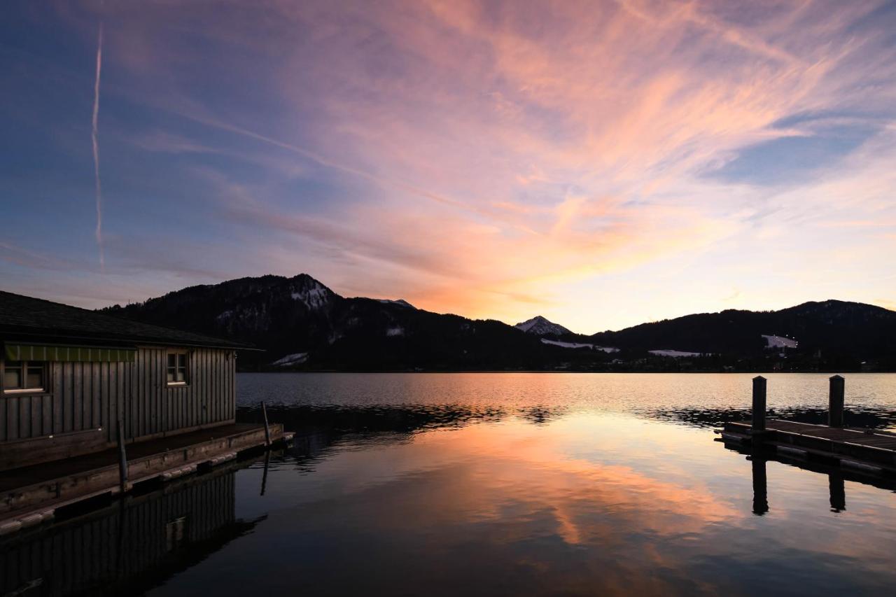 Seehotel Zur Post Tegernsee Exterior foto